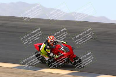 media/Apr-10-2022-SoCal Trackdays (Sun) [[f104b12566]]/Bowl (11am)/